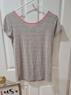 Loveappella Gray Tee with Pink Stripes, Sixe XS